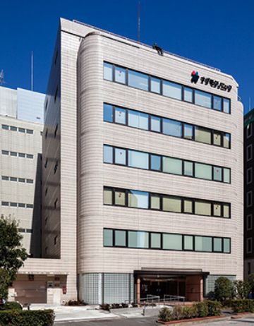千代田区三番町に、さらに充実したバストの総合医療を目指し「乳房再建センタービル」を新設し、東京院を移転