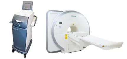 マンモトーム（左）とMRI（右）
